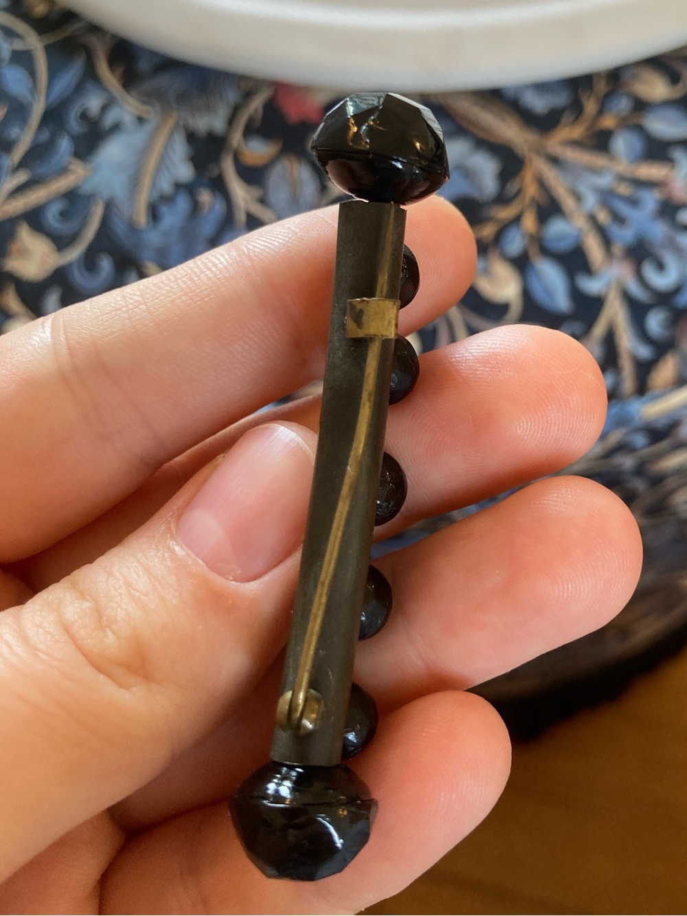 Antique Victorian Gutta Percha/Vulcanite Mourning Brooch - Picture 7 of 13
